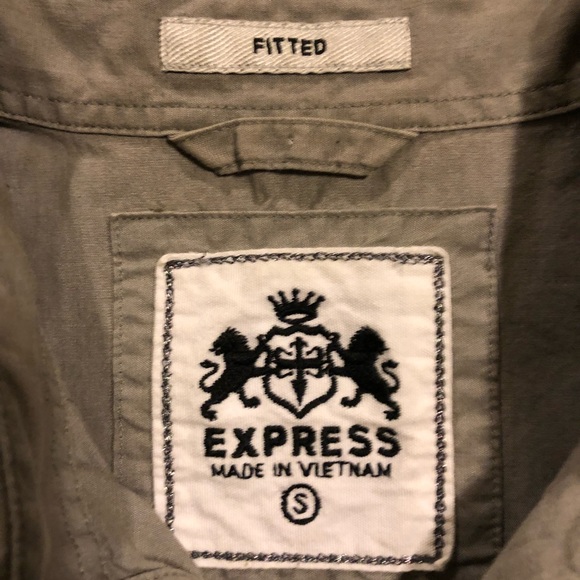Express Button Up - Picture 3 of 3